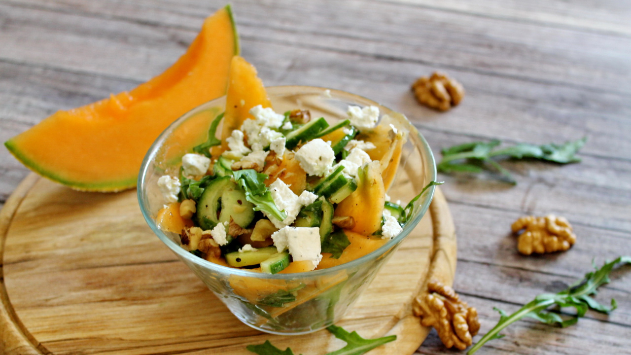 Cantaloupe cucumber salad