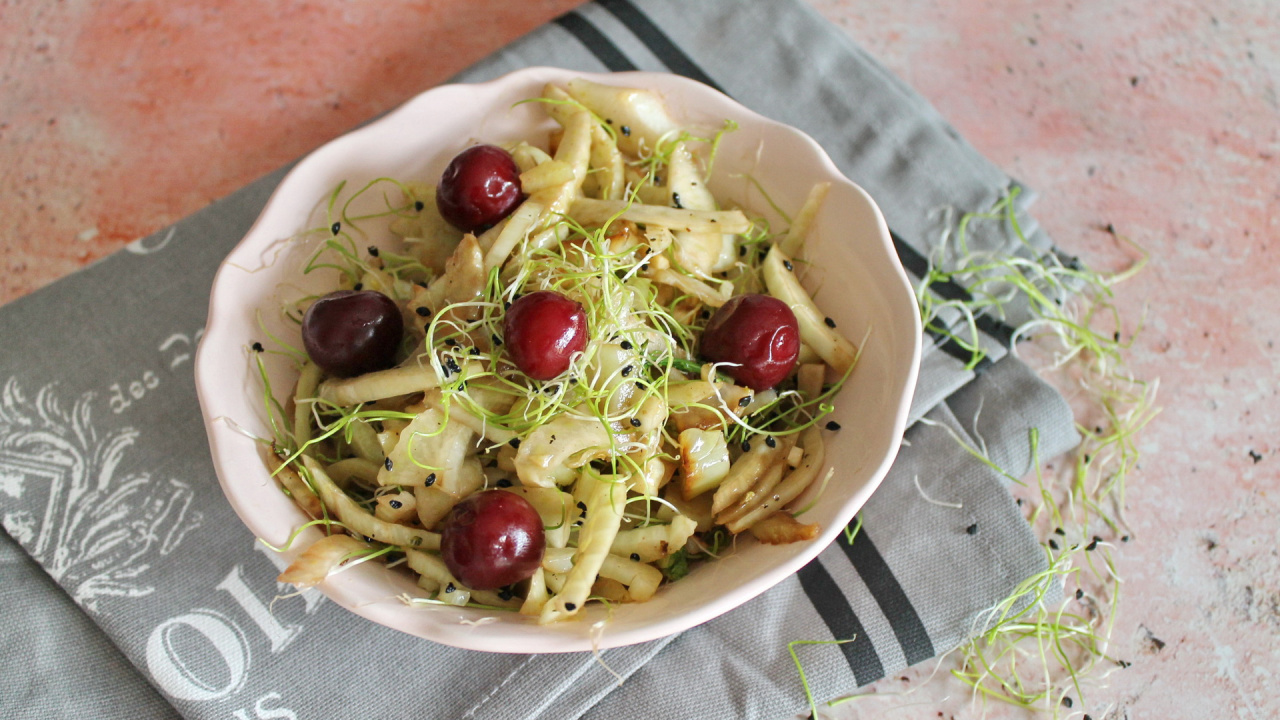 Cherry fennel salad recipe